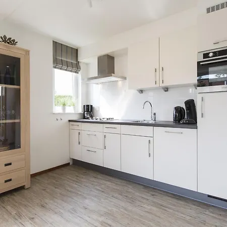 Luxurious With Microwave, Within Surroundings Villa