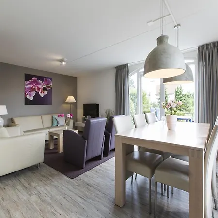 Villa Luxurious With Microwave, Within Surroundings Arcen