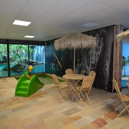 Luxurious With Microwave, Within Surroundings Villa Arcen